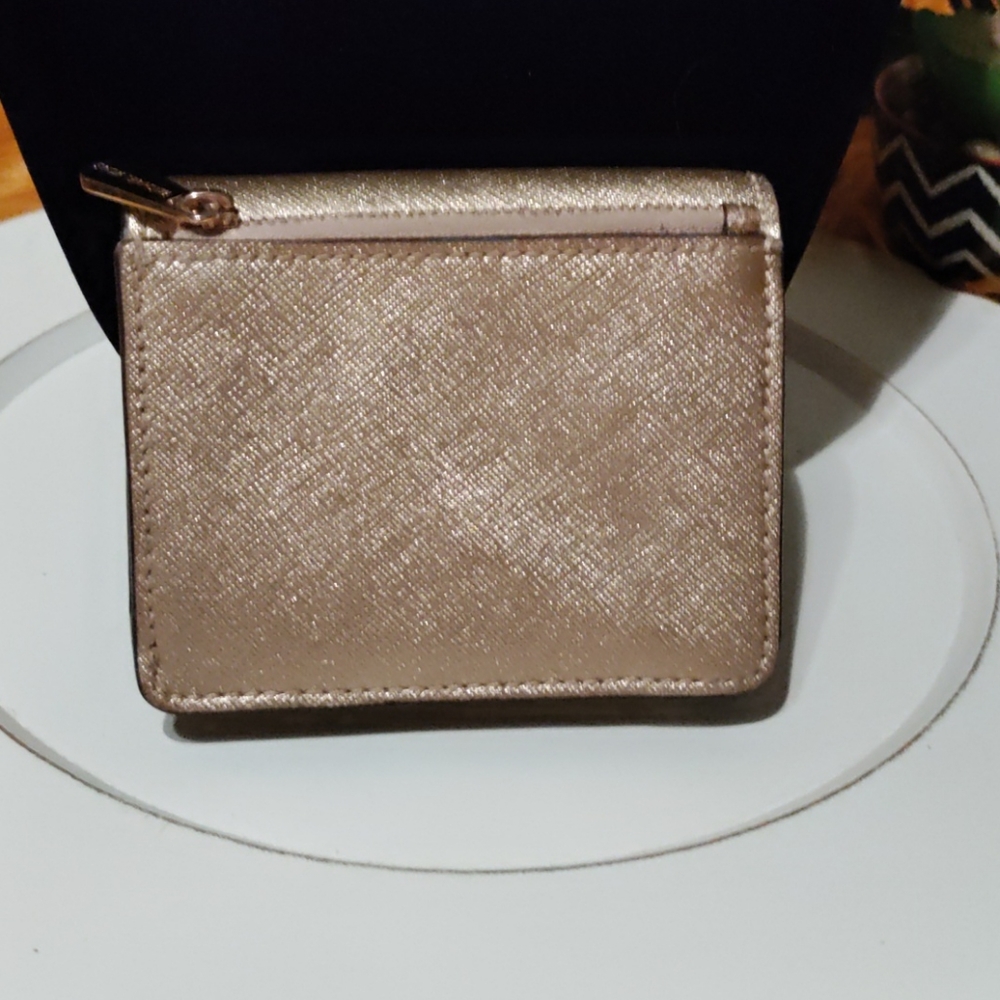 MICHAEL KORS / ON SALE 🙂🙂🙂🙂 - Picture 2 of 4